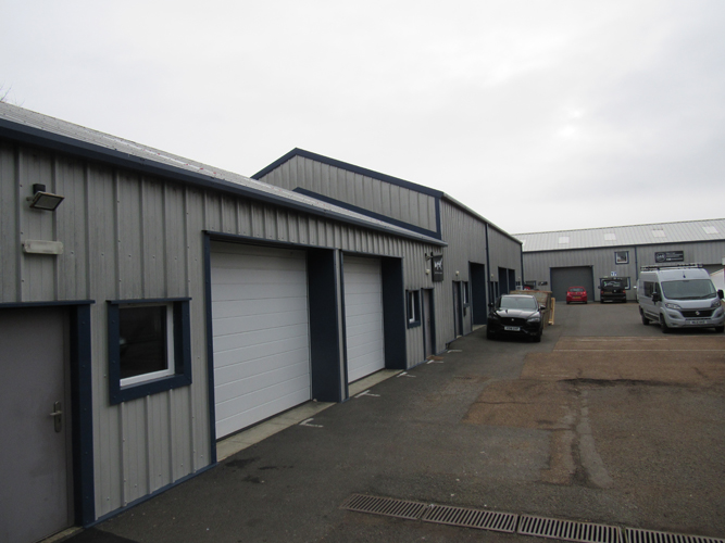 IMOL / Industrial & Business Units to Rent in Cowes